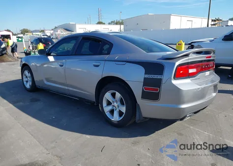 2014 Dodge Charger Se z USA, uszkodzony, nr VIN 2C3CDXBG6EH214017